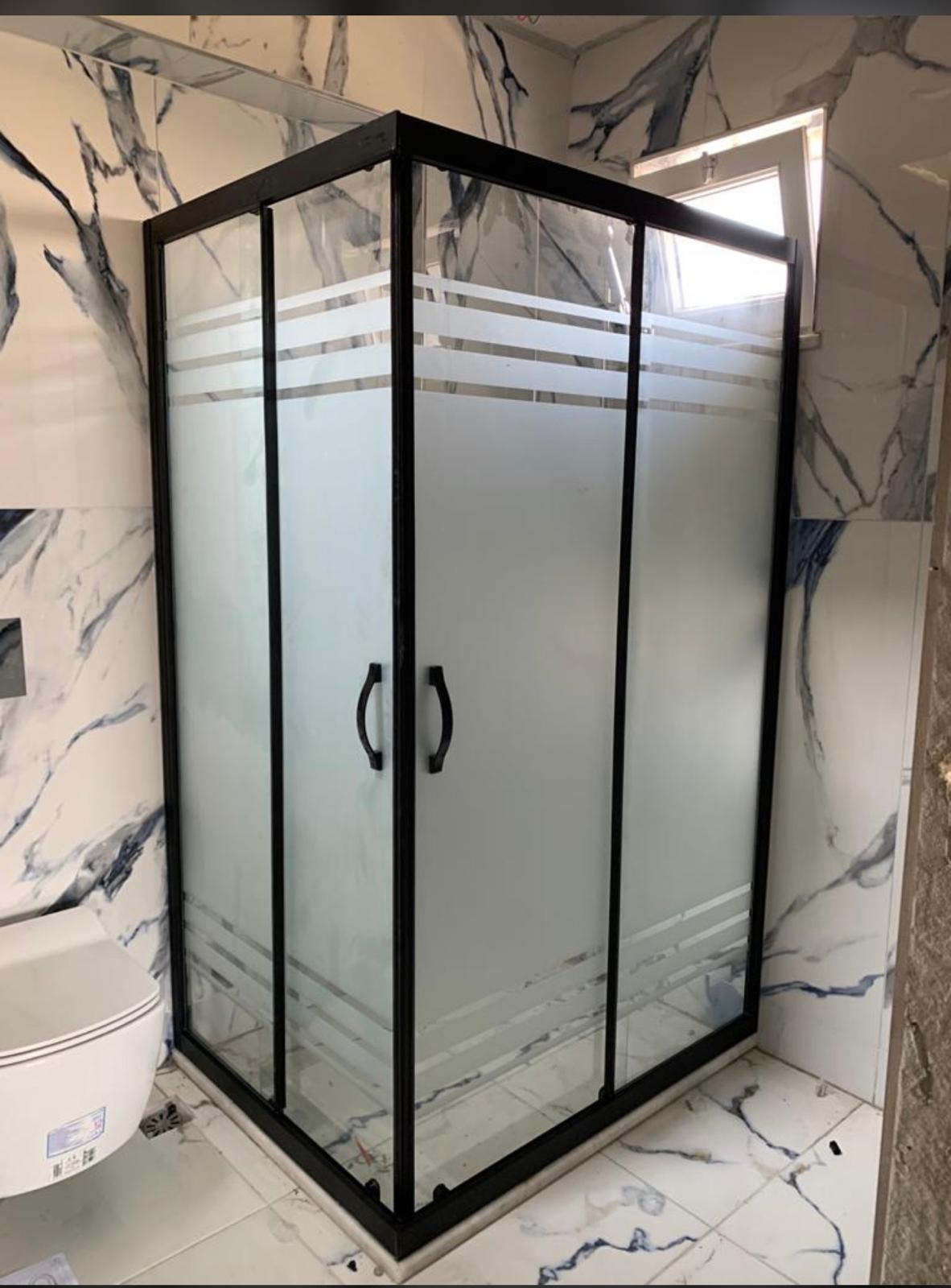 Siyah Liverno - Detay Resmi