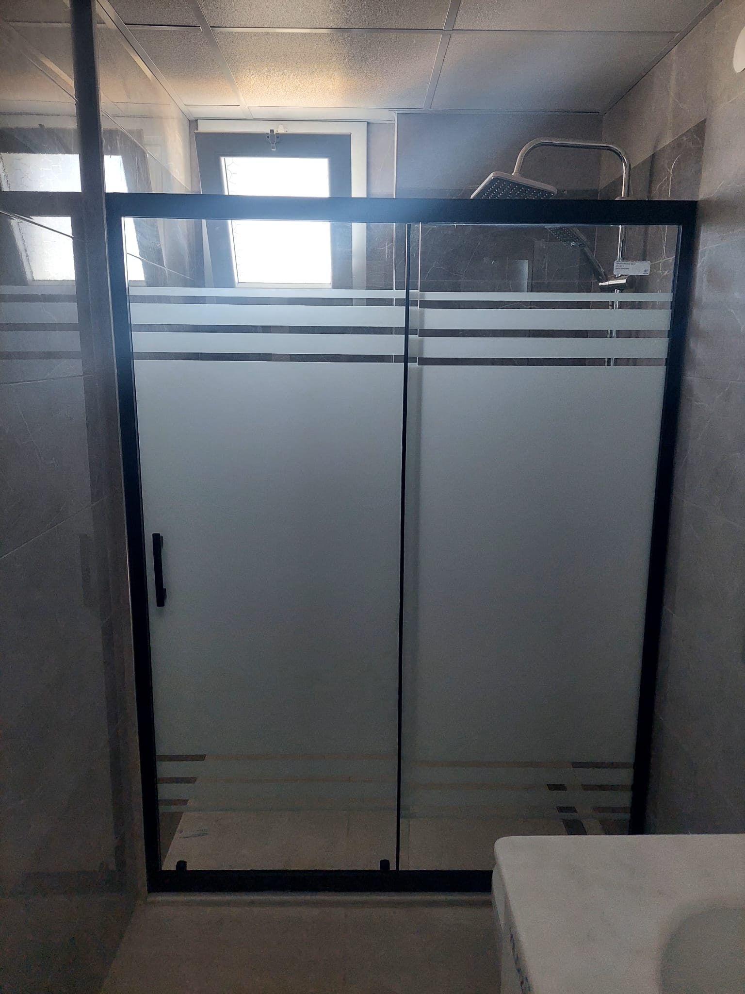 Siyah Liverno - Detay Resmi