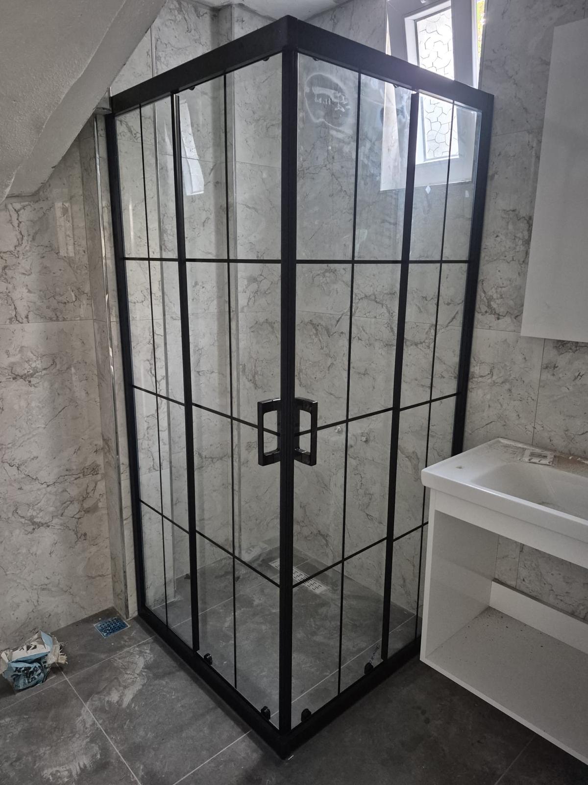 Siyah Liverno - Detay Resmi